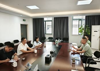 广西铝业集团有限公司程海峰一行来我公司参观交流